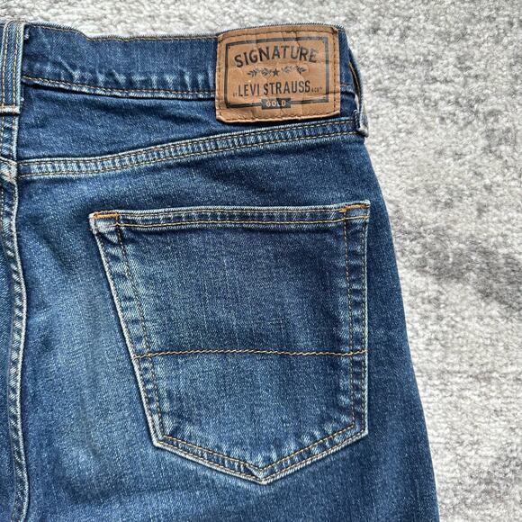 Levi's Signature Jeans 32 x 30 Medium Wash - Picture 7 of 9